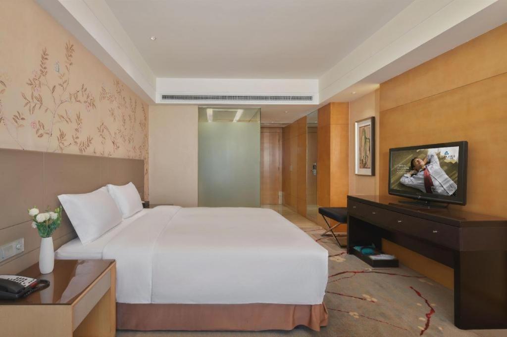 Yueyang Grand Skylight Hotel Exterior photo